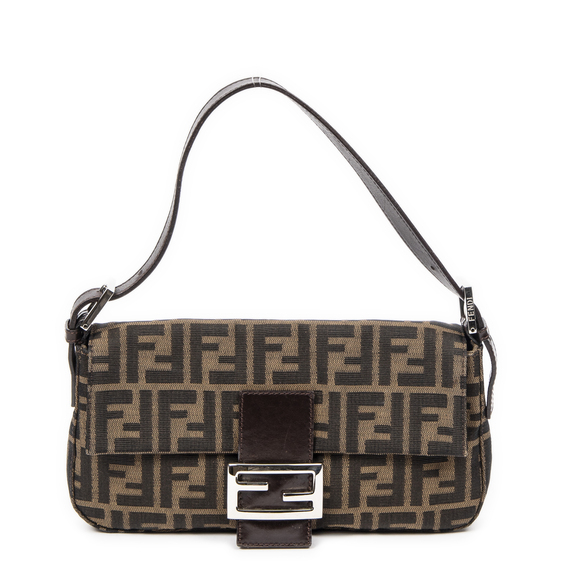 Fendi Handbags - Fendi Baguette